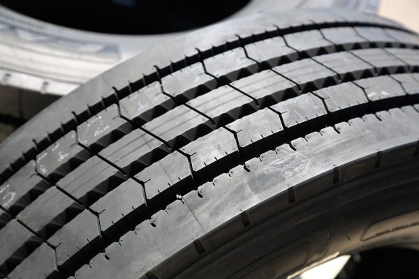 Fortune FAR602 245/70R17.5 Load J 18 Ply All Position Commercial Tire - Image 2