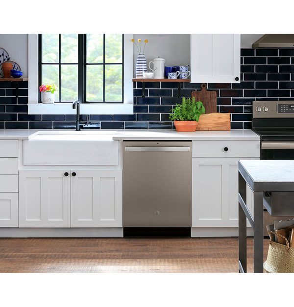 GE - Top Control Built-In Dishwasher with 3rd Rack, Dry Boost, 50 dBa - Slate - Image 4