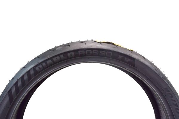 Pirelli Diablo Rosso IV Front 110/70ZR17 & Rear 190/55ZR17 Tires with Keychain - Image 5