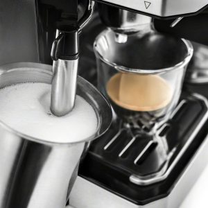 De'Longhi - Digital All-in-One Combination Coffee and Espresso Machine - Black and Stainless Steel COM530M