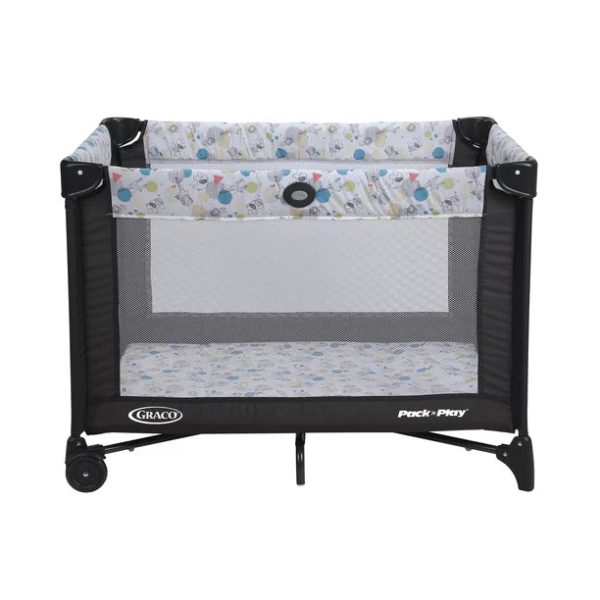 Graco Pack 'n Play Portable Playard， Carnival - Image 2
