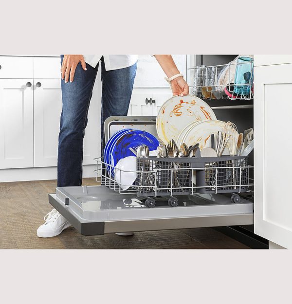 GE - Front Control Built-In Dishwasher with 59 dBA - Stainless steel - Image 9